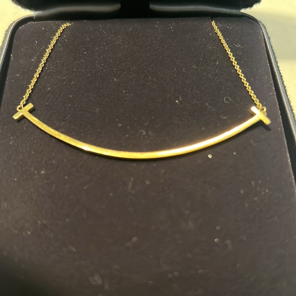 Large T Tiffany Necklace - Picture 5 of 5